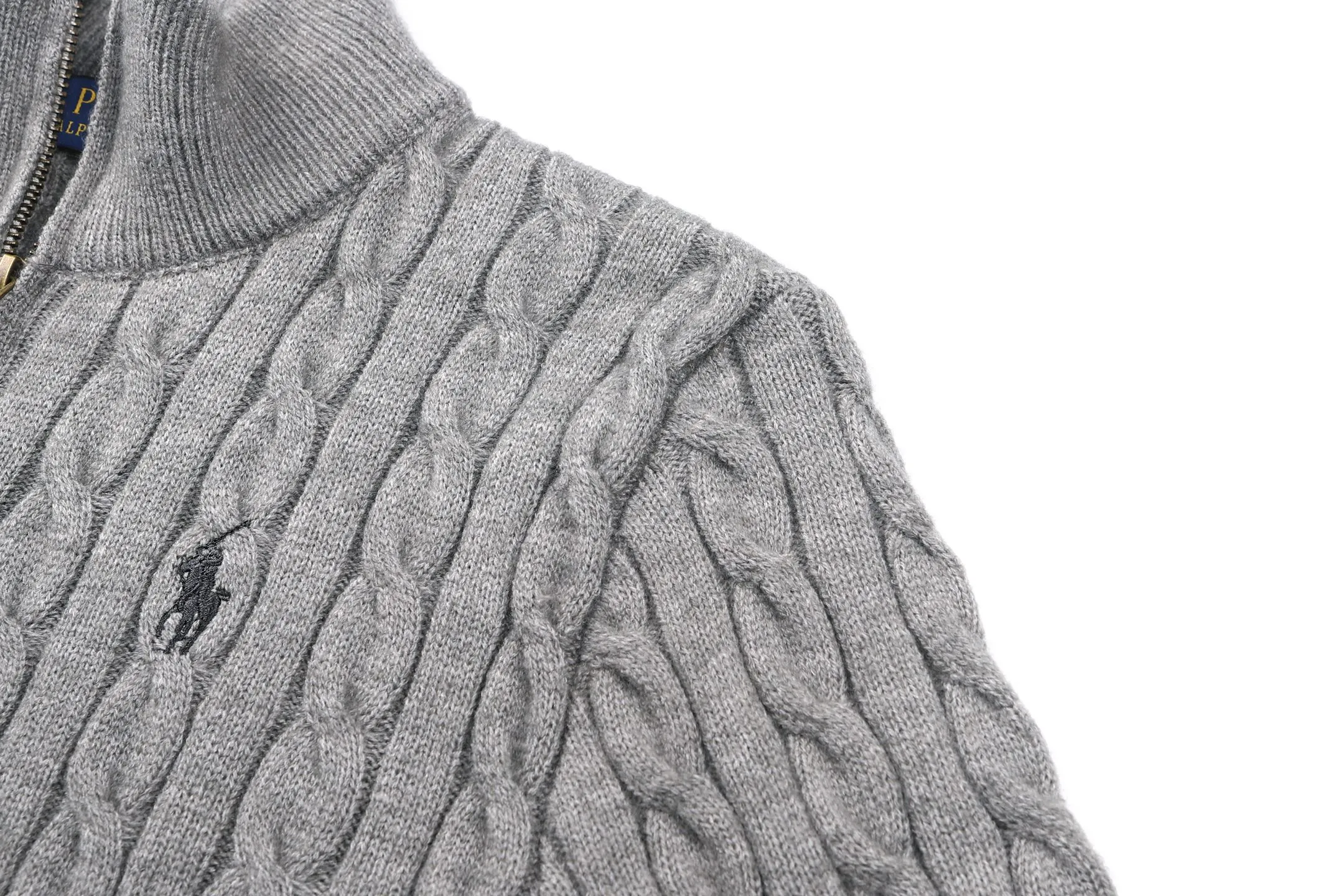 zp version [exclusive supply] Ralph Lauren 23FW embroidered logo thick twist knitted sweater. Authentic purchased and developed 100% cotton rough twist wool. Used Japanese imported (Shima Seiki) 7-knitting machine. Imported embroidery. Wool enzyme washing. Fitted version. Size: S M L